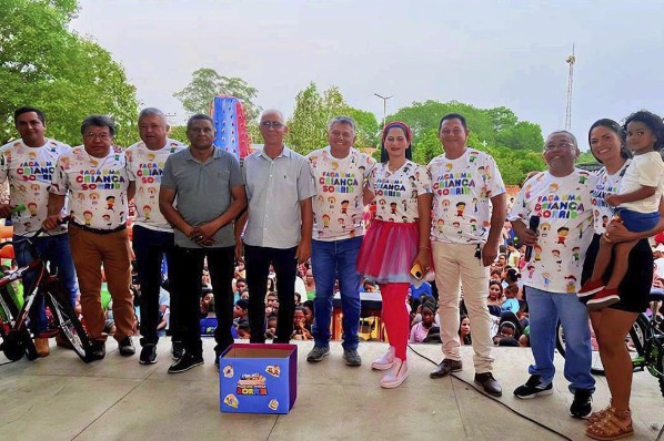 FOI CELEBRADO O DIA DAS CRIANÇAS EM RIBAMAR FIQUENE